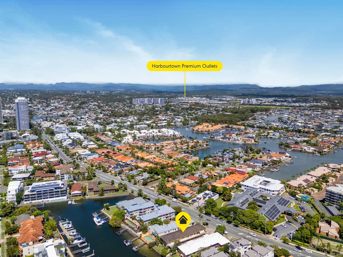 79 Bayview Street, Runaway Bay - Thumbnail 11