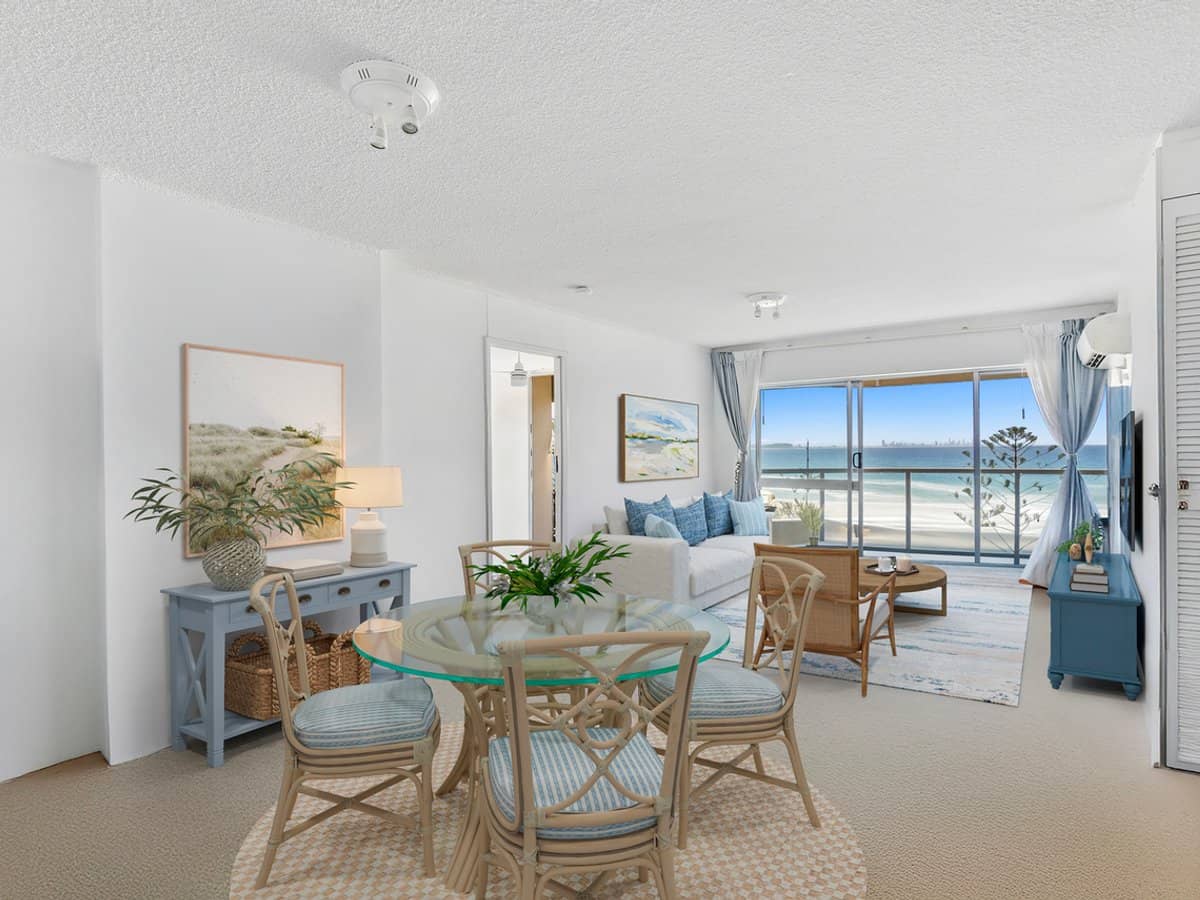 130 Marine Parade, COOLANGATTA - Thumbnail 4