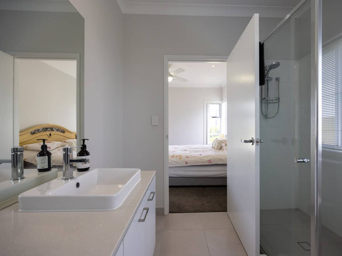 79 Serenity Boulevard, Helensvale - Thumbnail 16