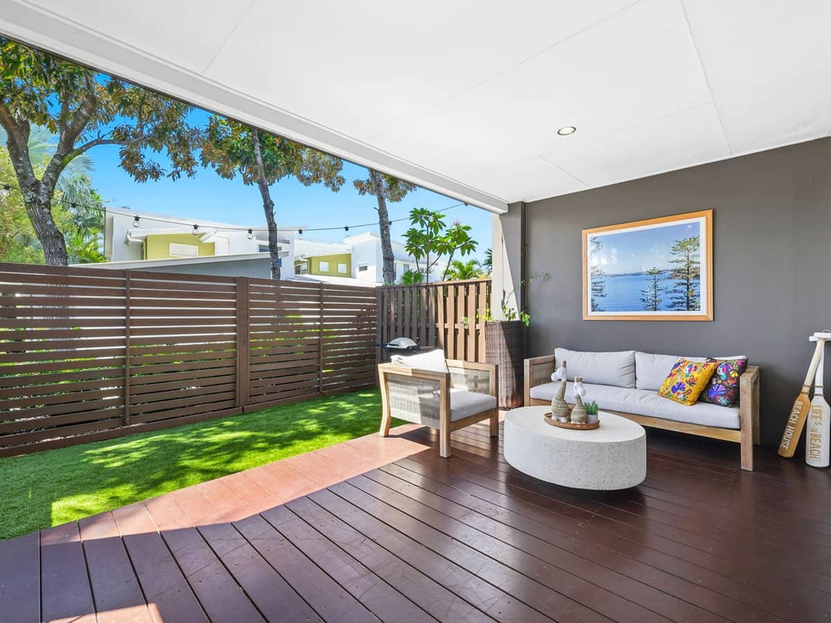 24 Lillie Street, Burleigh Waters - Thumbnail 2