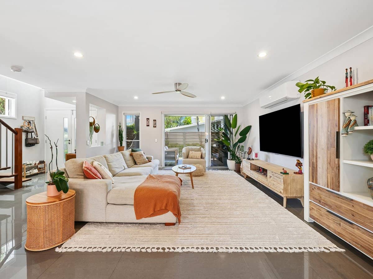 24 Lillie Street, Burleigh Waters - Thumbnail 8