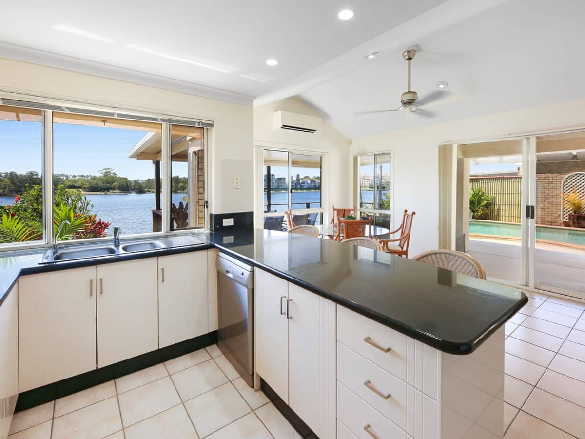 20 Vanderbilt Court, Varsity Lakes - Thumbnail 9