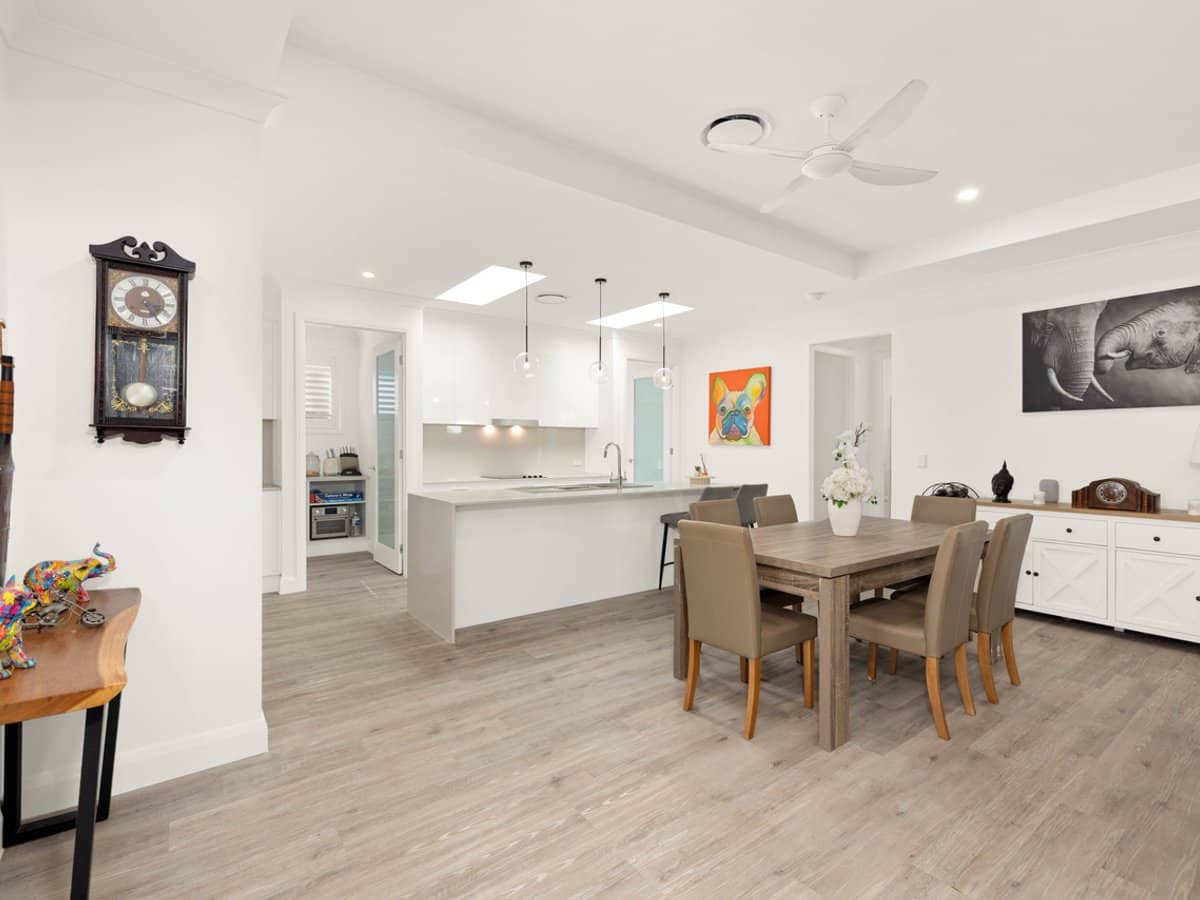 1 Manuka Road, LOGAN VILLAGE - Thumbnail 9