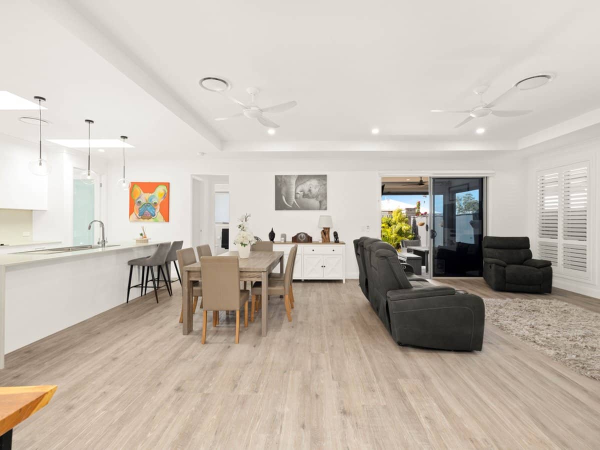 1 Manuka Road, LOGAN VILLAGE - Thumbnail 15