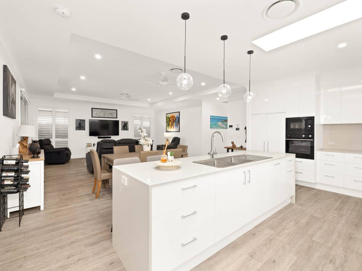 1 Manuka Road, LOGAN VILLAGE - Thumbnail 16