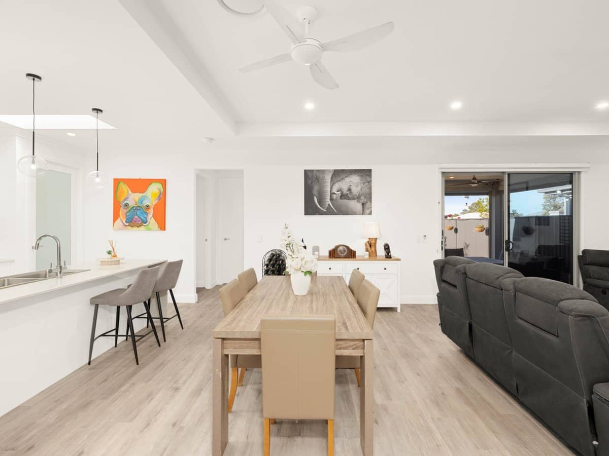 1 Manuka Road, LOGAN VILLAGE - Thumbnail 19