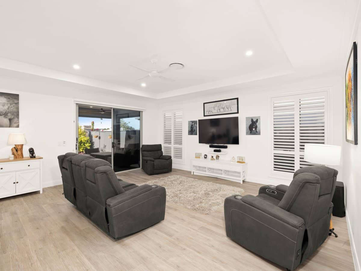 1 Manuka Road, LOGAN VILLAGE - Thumbnail 20