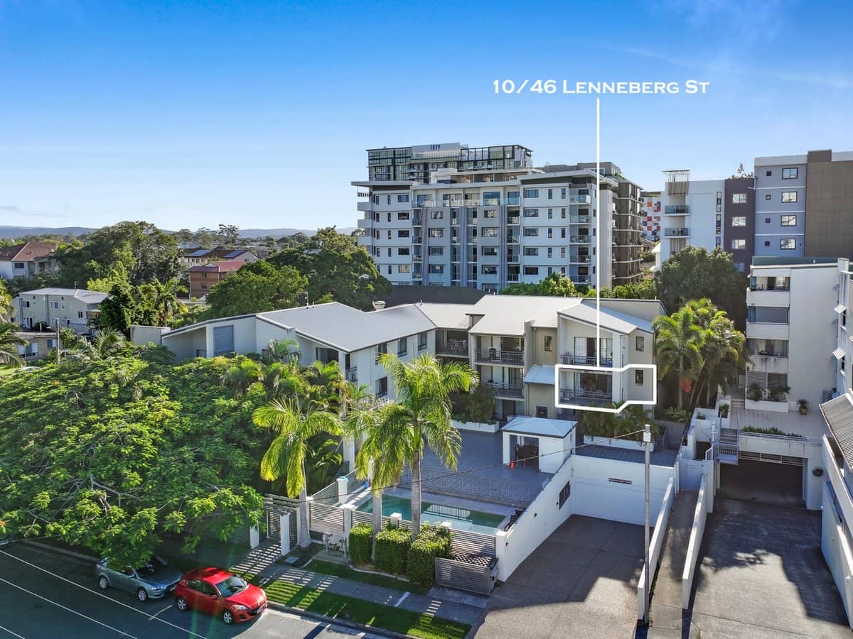 46-48 Lenneberg Street, SOUTHPORT - Thumbnail 1