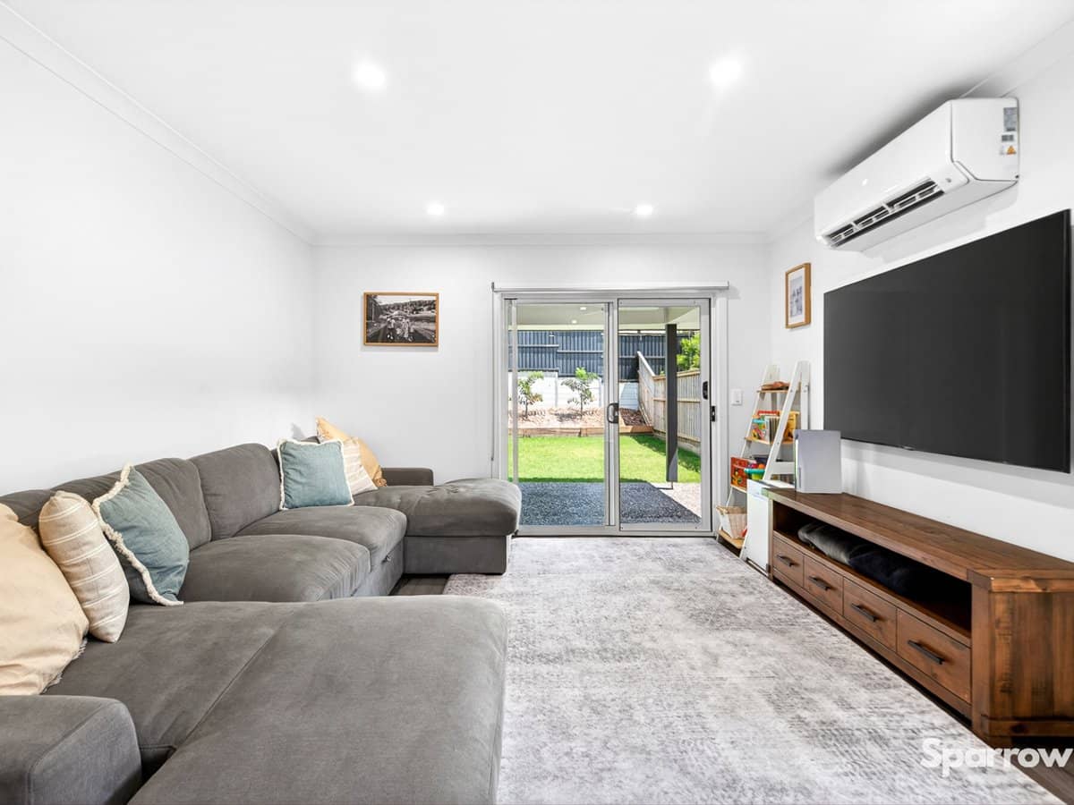 34 Bangalow Circuit, BAHRS SCRUB - Thumbnail 5