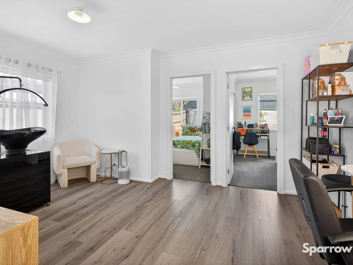 34 Bangalow Circuit, BAHRS SCRUB - Thumbnail 8