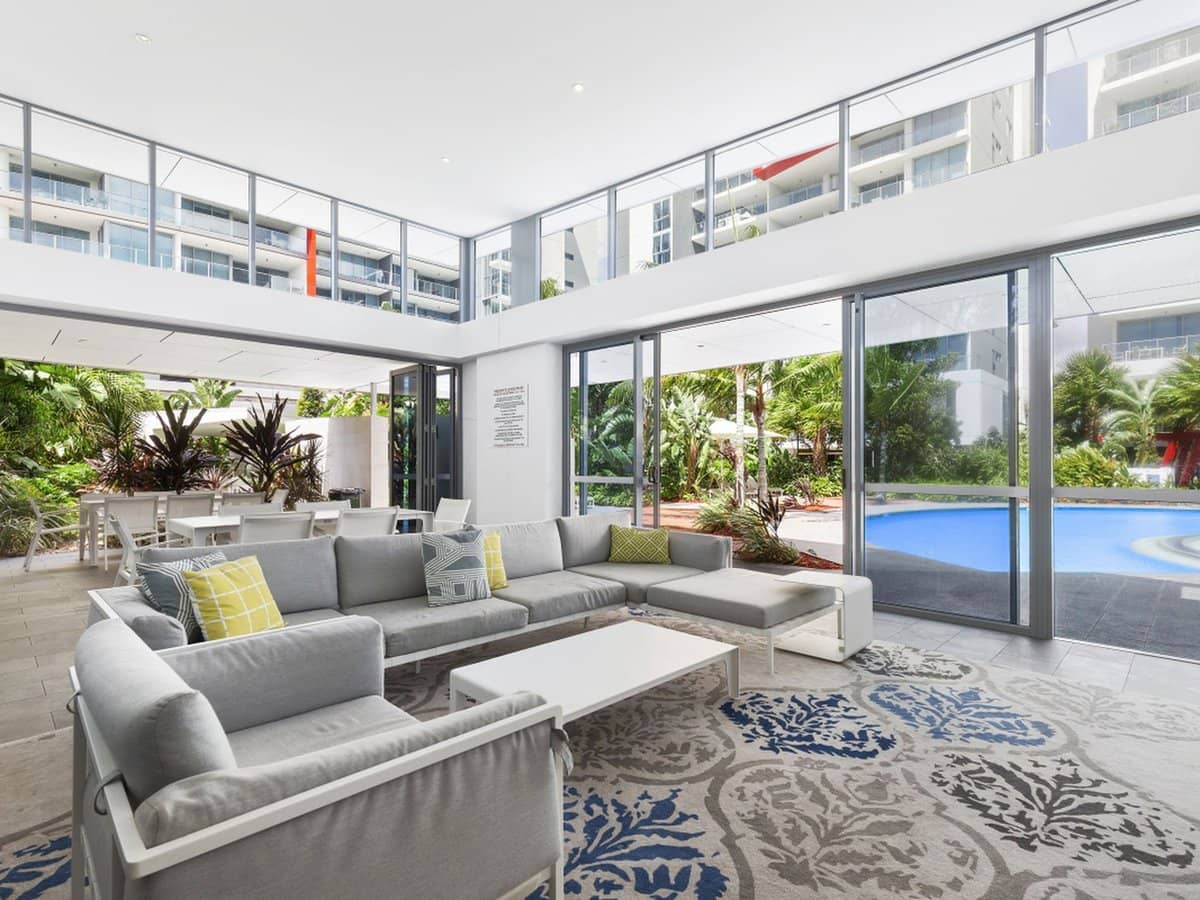 25-31 East Quay Drive, BIGGERA WATERS - Thumbnail 16