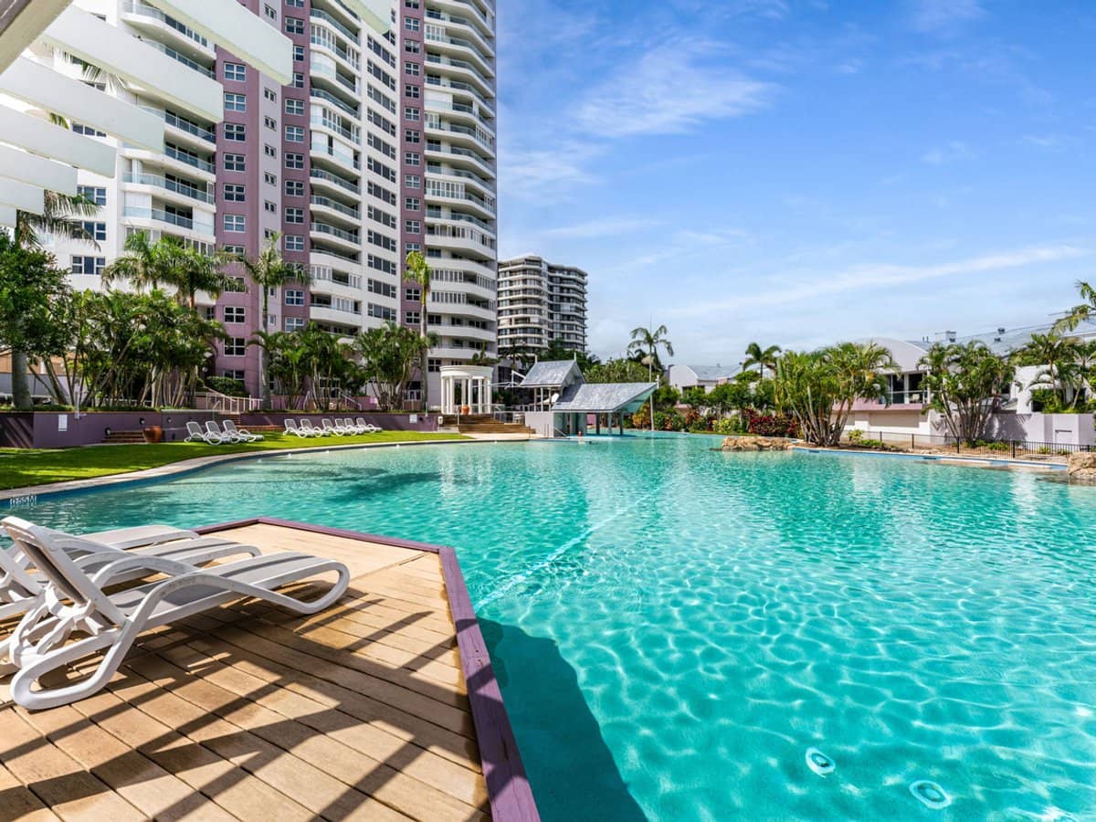 12 Commodore Drive, PARADISE WATERS - Thumbnail 18