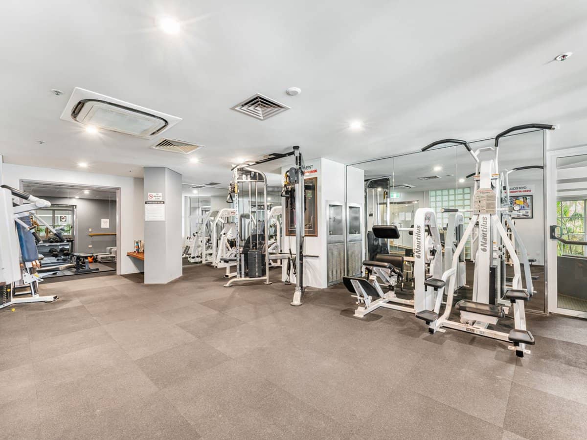 12 Commodore Drive, PARADISE WATERS - Thumbnail 19