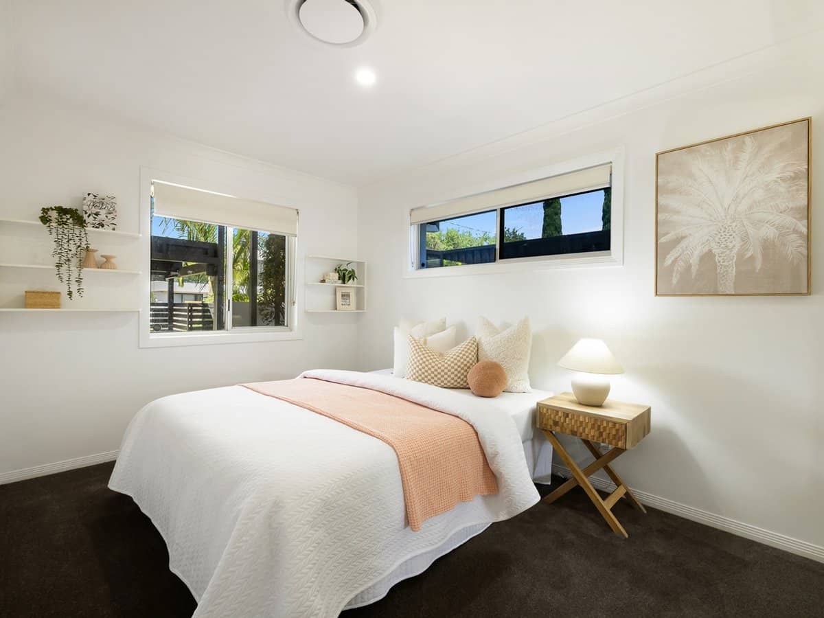 83 Amalfi Drive, SURFERS PARADISE - Thumbnail 15