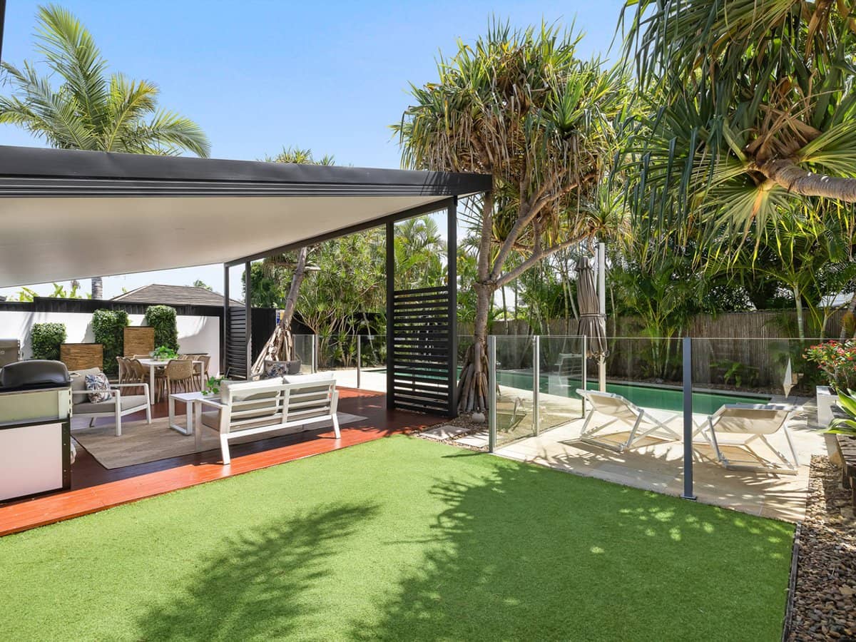 83 Amalfi Drive, SURFERS PARADISE - Thumbnail 22