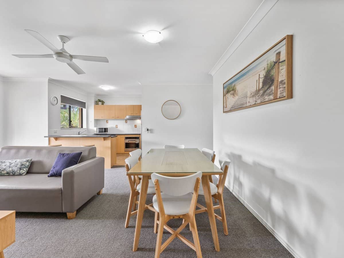 2360 Gold Coast Highway, MERMAID BEACH - Thumbnail 7