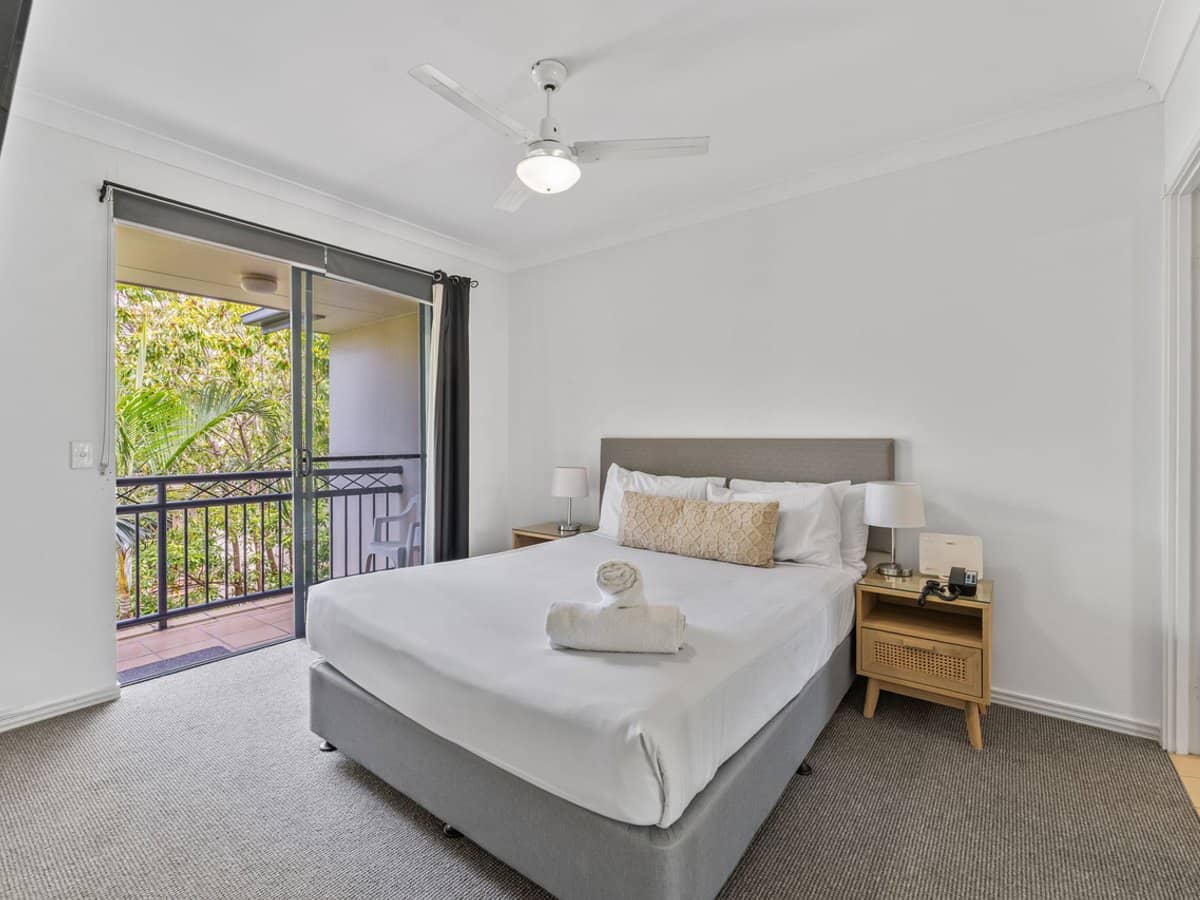 2360 Gold Coast Highway, MERMAID BEACH - Thumbnail 10