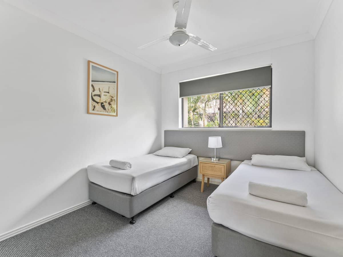 2360 Gold Coast Highway, MERMAID BEACH - Thumbnail 11