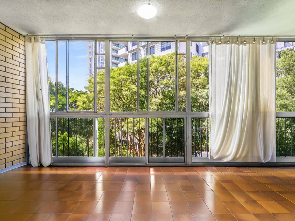 18 Queen Street, SOUTHPORT - Thumbnail 8