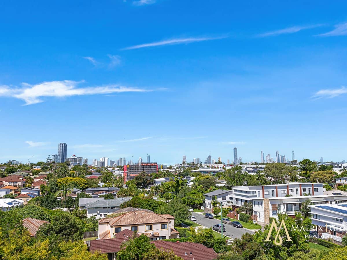 135 Eugaree Street, SOUTHPORT - Thumbnail 3