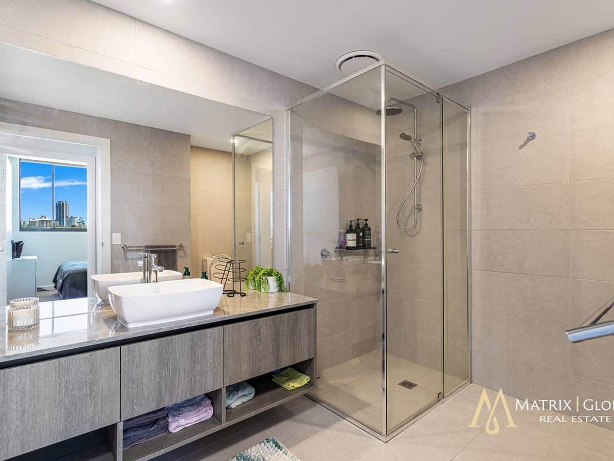 135 Eugaree Street, SOUTHPORT - Thumbnail 8