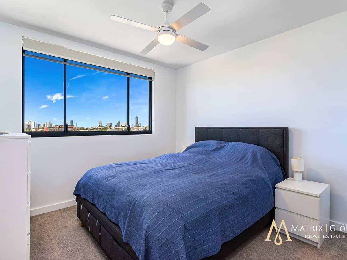 135 Eugaree Street, SOUTHPORT - Thumbnail 15