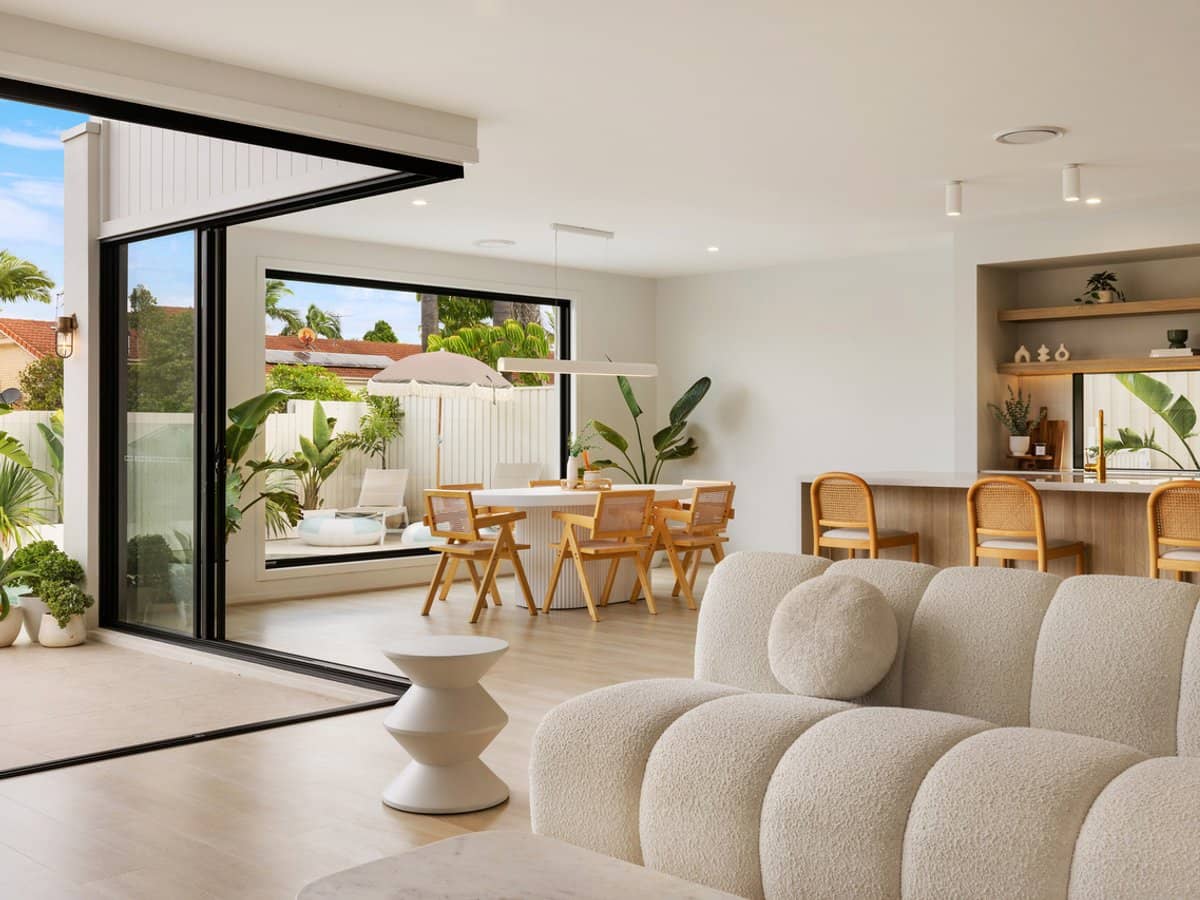 11 Headway Street, NERANG - Thumbnail 2