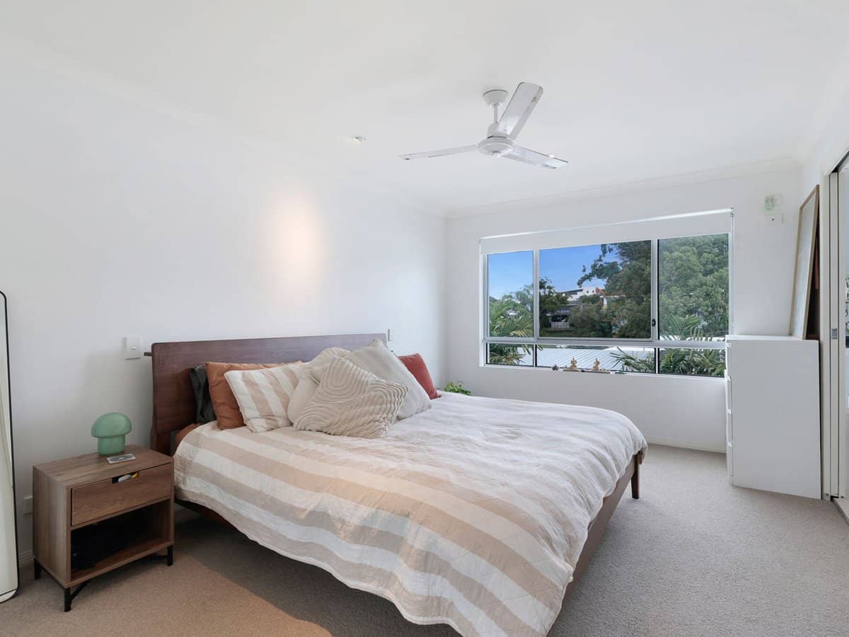 6/50-52 Rutledge Street, COOLANGATTA - Thumbnail 15