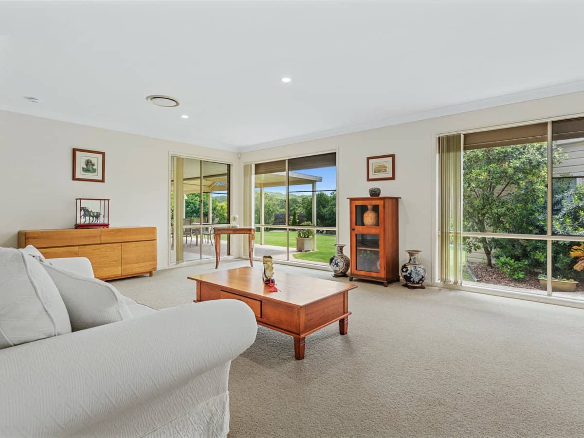 26 Moondani Drive, GILSTON - Thumbnail 4