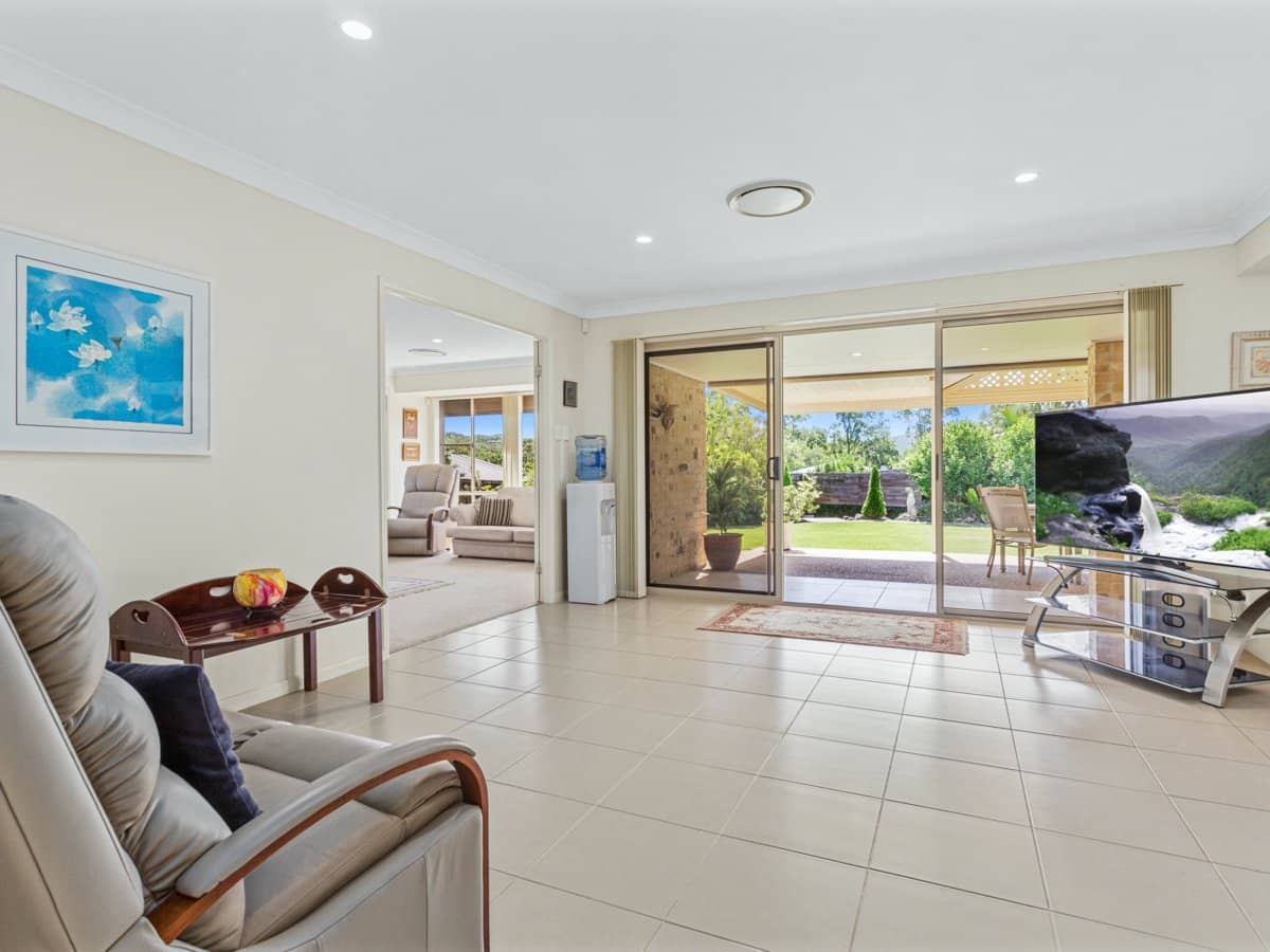 26 Moondani Drive, GILSTON - Thumbnail 11