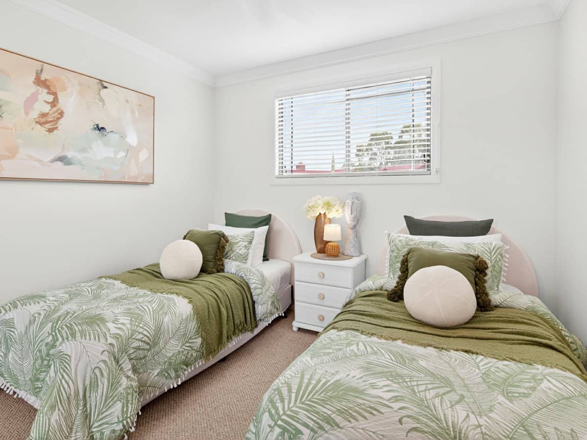 55 Paradise Springs Avenue, ROBINA - Thumbnail 11