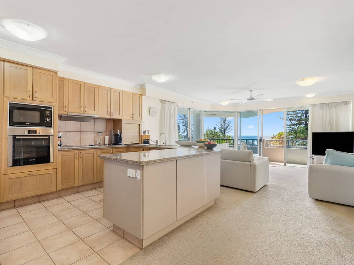 100 Old Burleigh Road, Broadbeach - Thumbnail 8