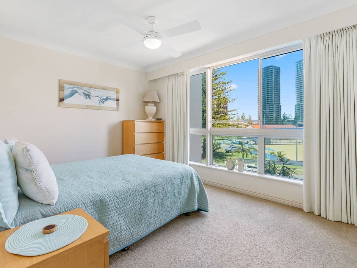 100 Old Burleigh Road, Broadbeach - Thumbnail 13