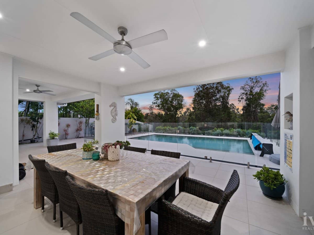 33 The Peninsula, Helensvale - Thumbnail 11