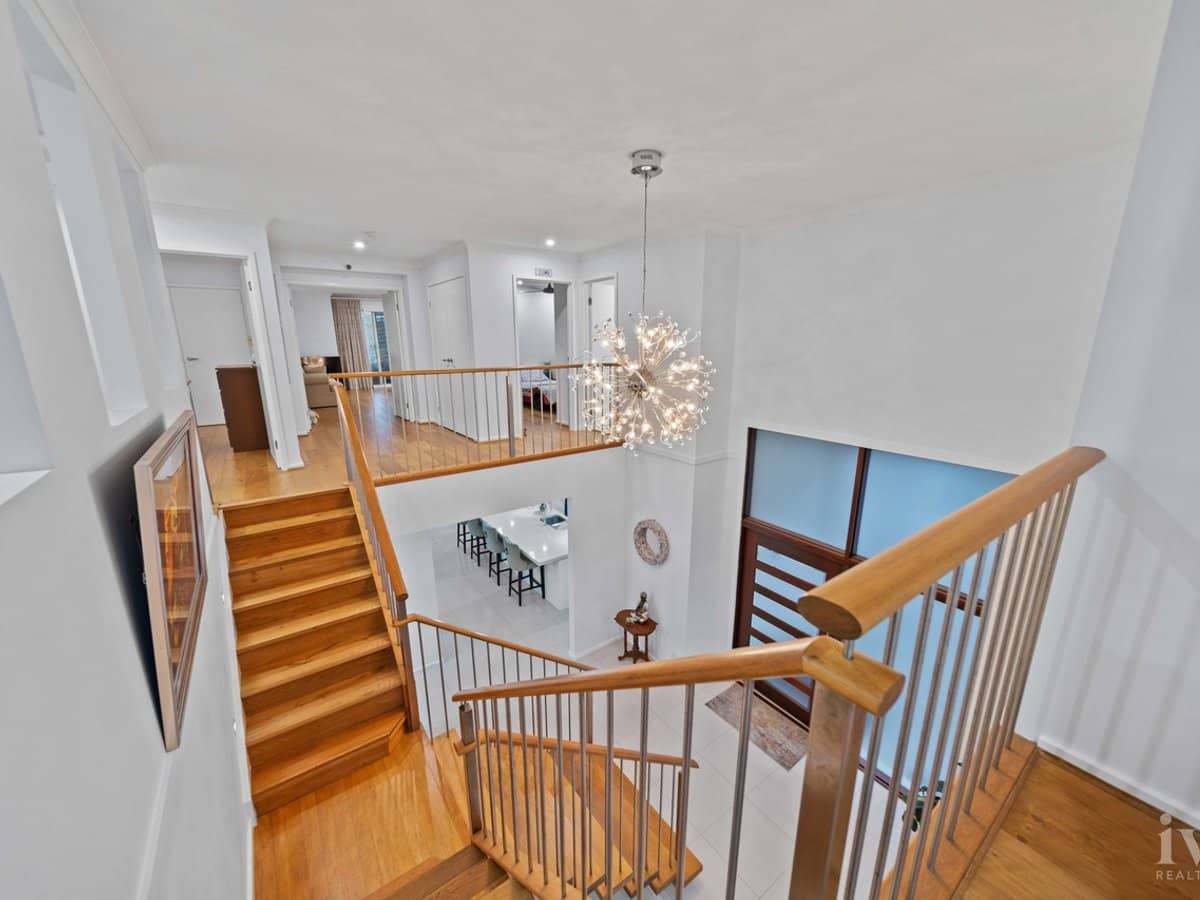 33 The Peninsula, Helensvale - Thumbnail 14