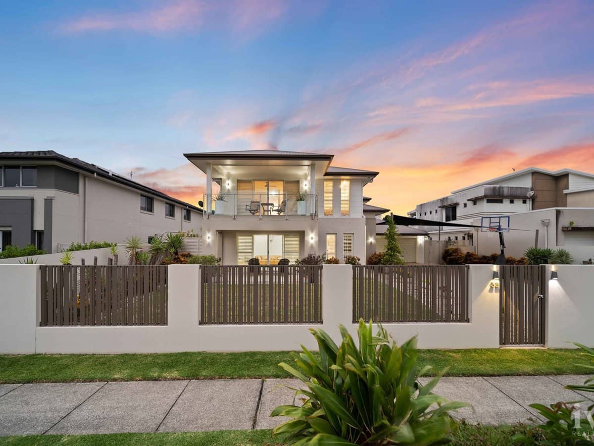 33 The Peninsula, Helensvale - Thumbnail 26