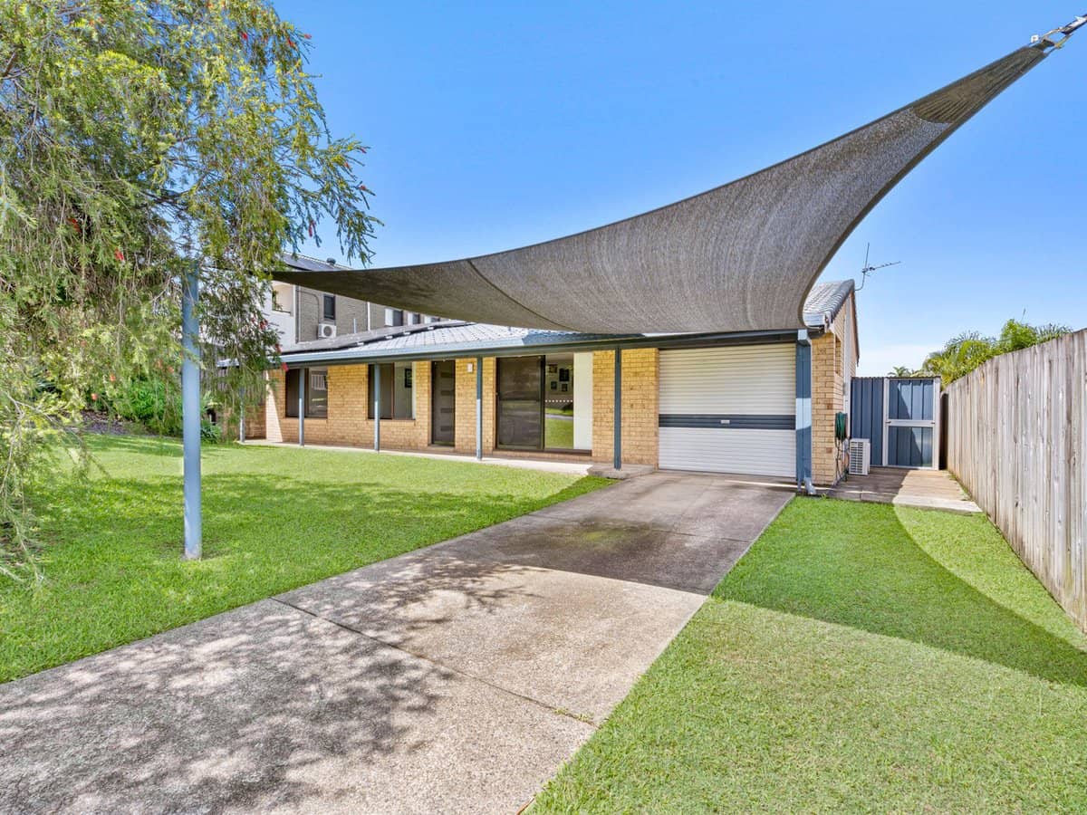 12 Carrabean Avenue, Ashmore - Thumbnail 1