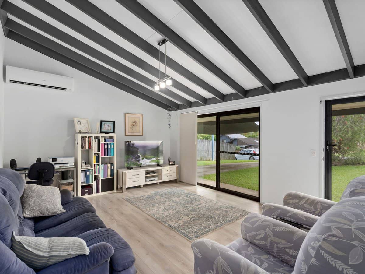 12 Carrabean Avenue, Ashmore - Thumbnail 5