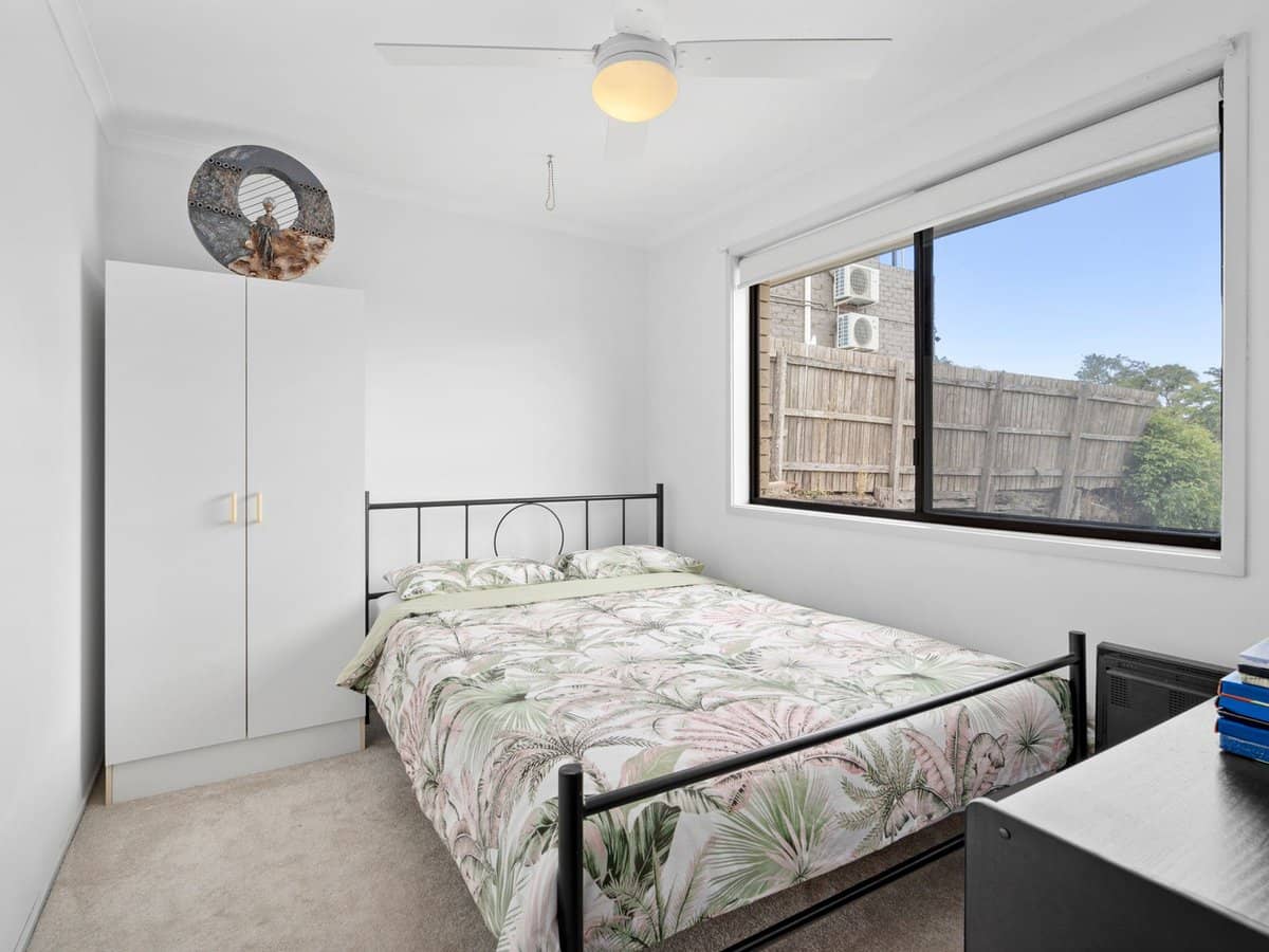 12 Carrabean Avenue, Ashmore - Thumbnail 11