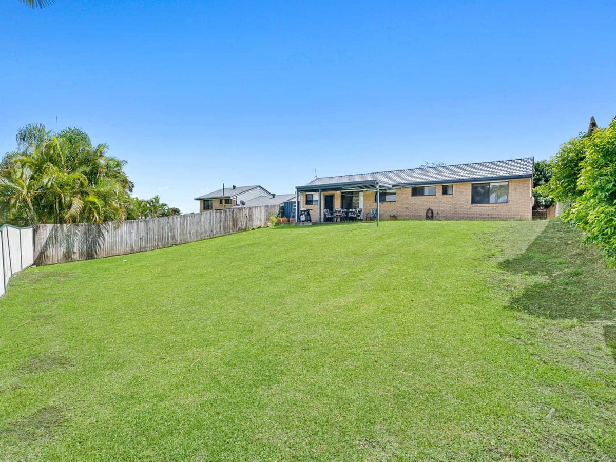 12 Carrabean Avenue, Ashmore - Thumbnail 16