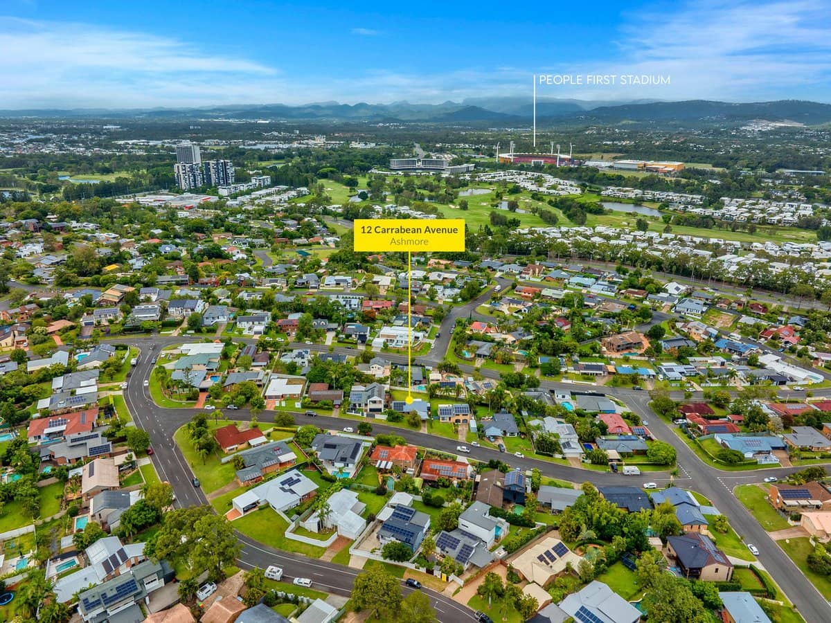 12 Carrabean Avenue, Ashmore - Thumbnail 18