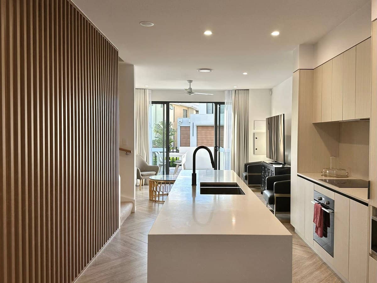 5608 Harbourview Drive, Hope Island - Thumbnail 4