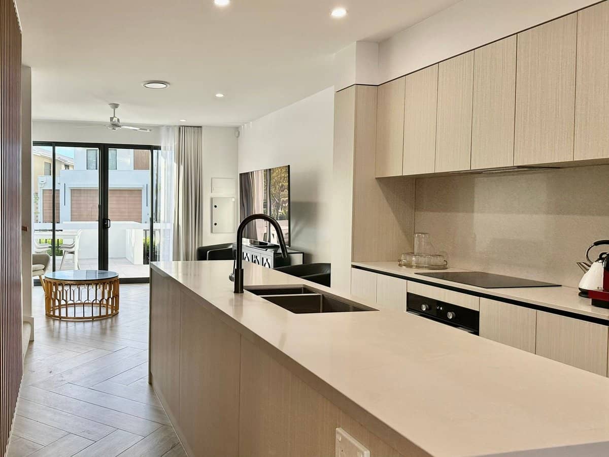 5608 Harbourview Drive, Hope Island - Thumbnail 15