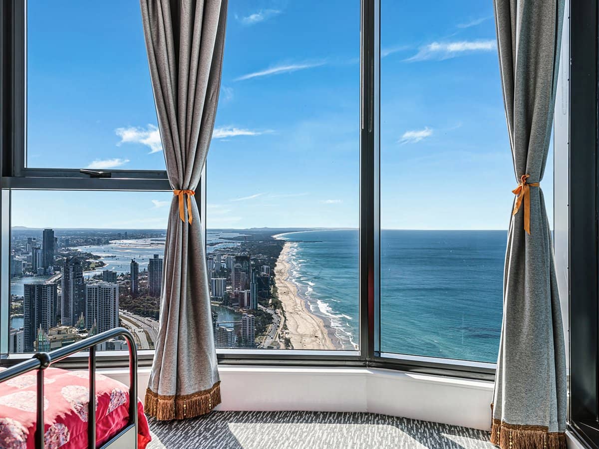 88 The Esplanade, SURFERS PARADISE - Thumbnail 2