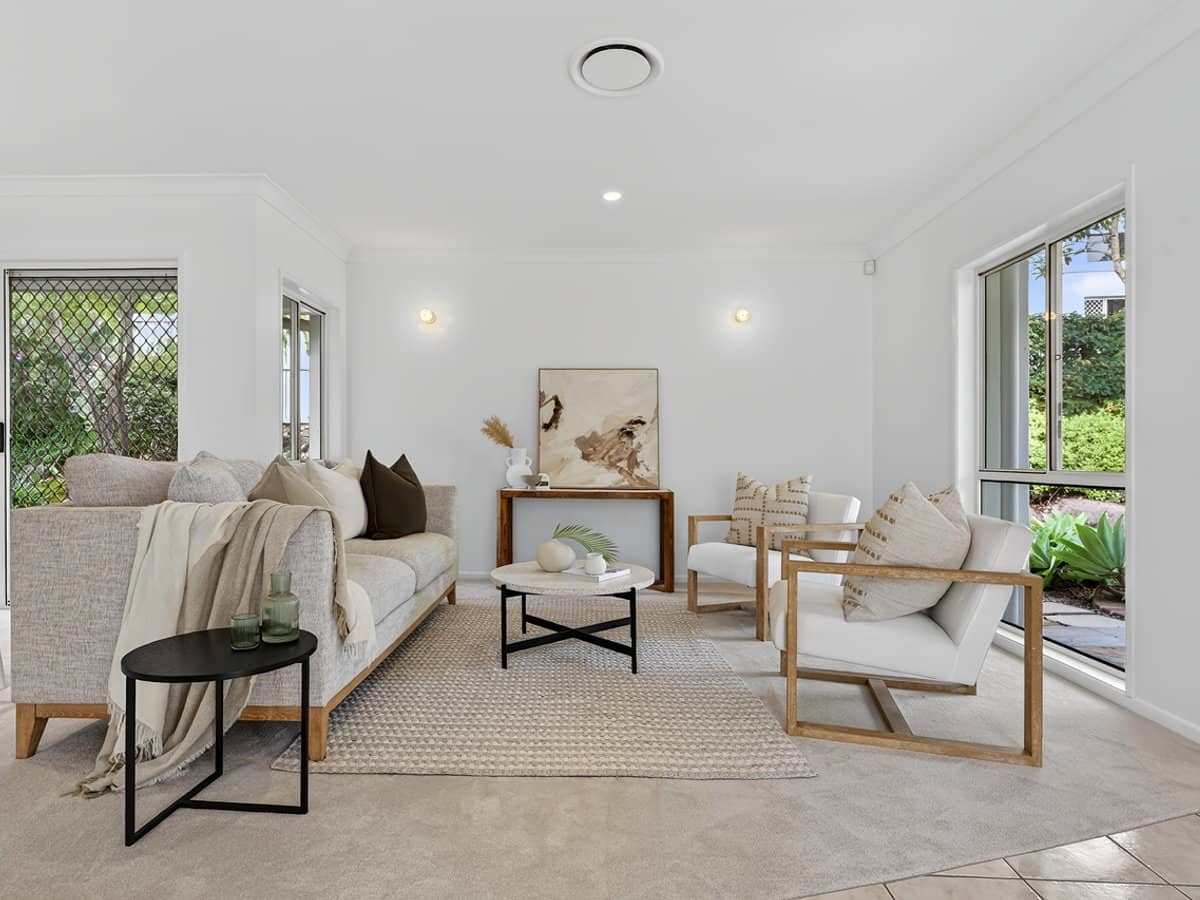 268-274 Ashmore Road, BENOWA - Thumbnail 1