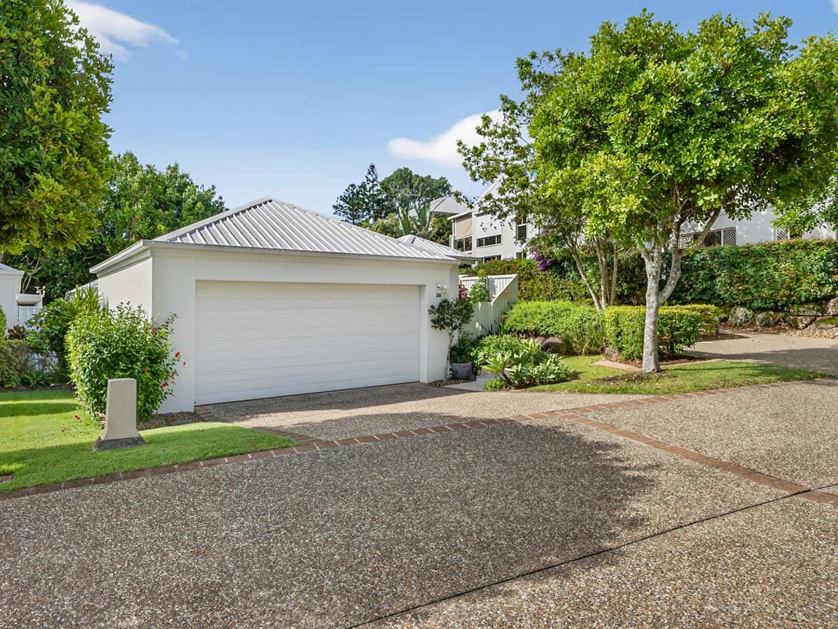 268-274 Ashmore Road, BENOWA - Thumbnail 22