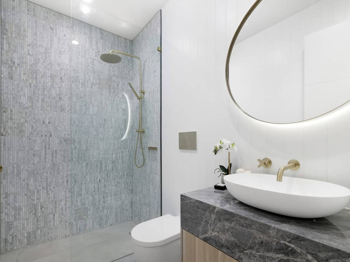 19 Watts Drive, VARSITY LAKES - Thumbnail 6