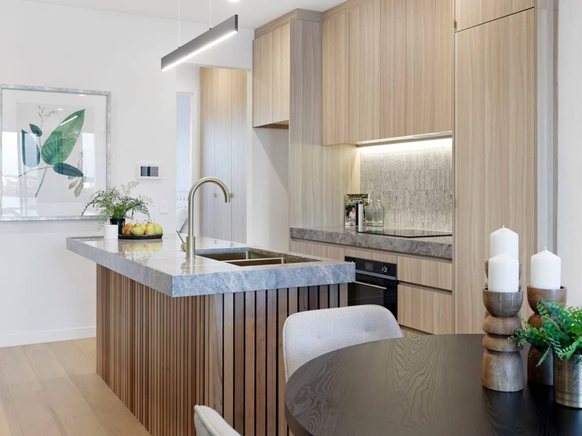 19 Watts Drive, VARSITY LAKES - Thumbnail 15