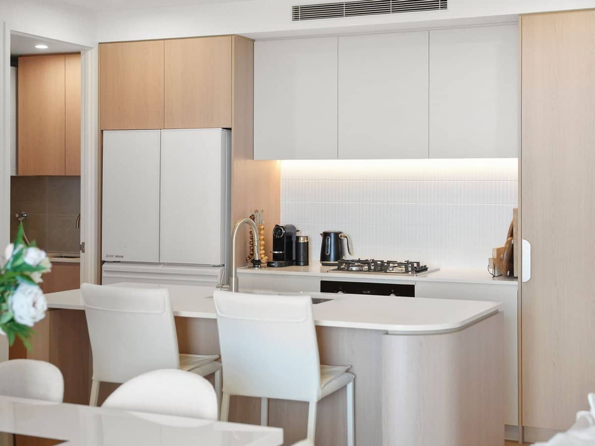 146 Surf Parade, Broadbeach - Thumbnail 6