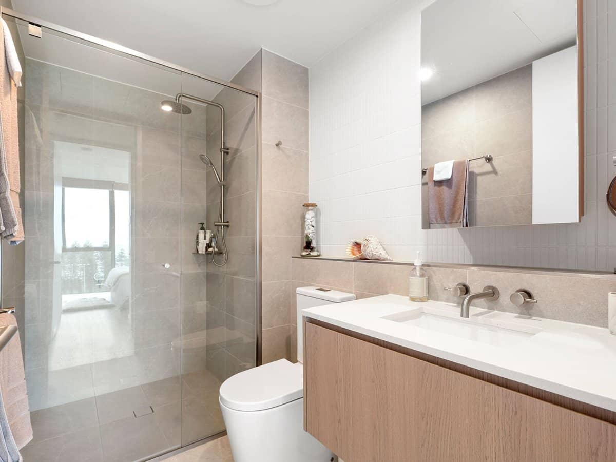 146 Surf Parade, Broadbeach - Thumbnail 11